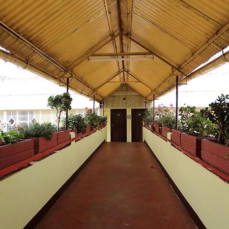 Hotel Charring Cross Ooty Εξωτερικό φωτογραφία
