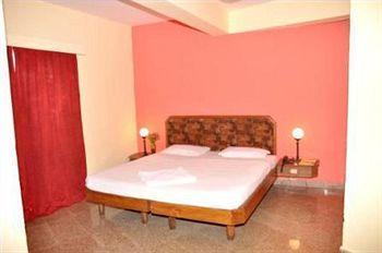 Hotel Charring Cross Ooty Εξωτερικό φωτογραφία