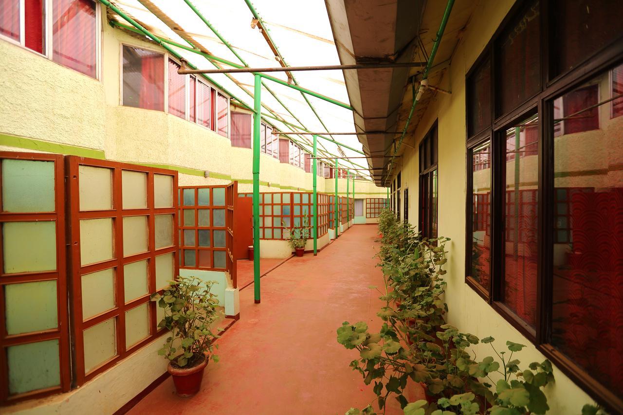 Hotel Charring Cross Ooty Εξωτερικό φωτογραφία