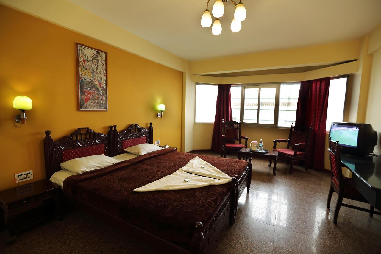 Hotel Charring Cross Ooty Εξωτερικό φωτογραφία